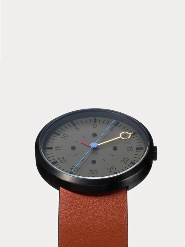 Every brand has a design that defines a turning point. For us, it was FĂRĂZECE • The watch that marked the rebirth of Optimef. Our best seller. Chosen by the MoMA Design Store in New York and Tokyo • After two years away, it’s back • All colors available • optimef.com